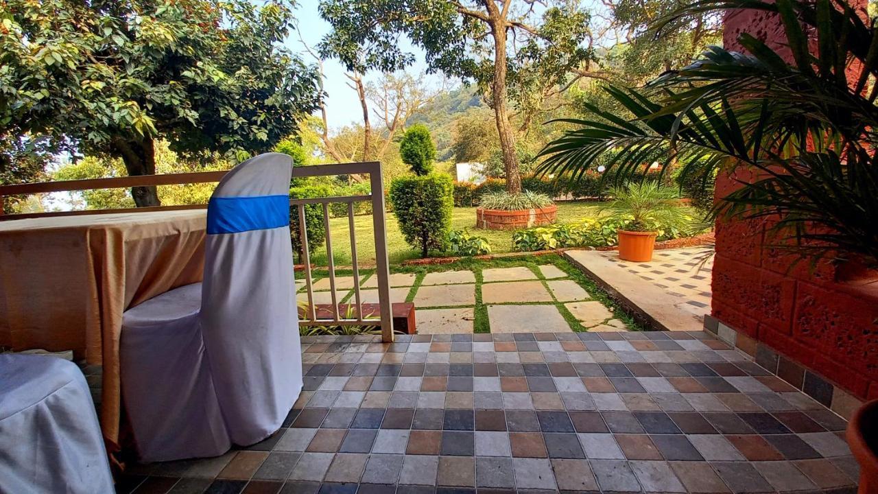 Serenity Resort Panhāla Екстериор снимка