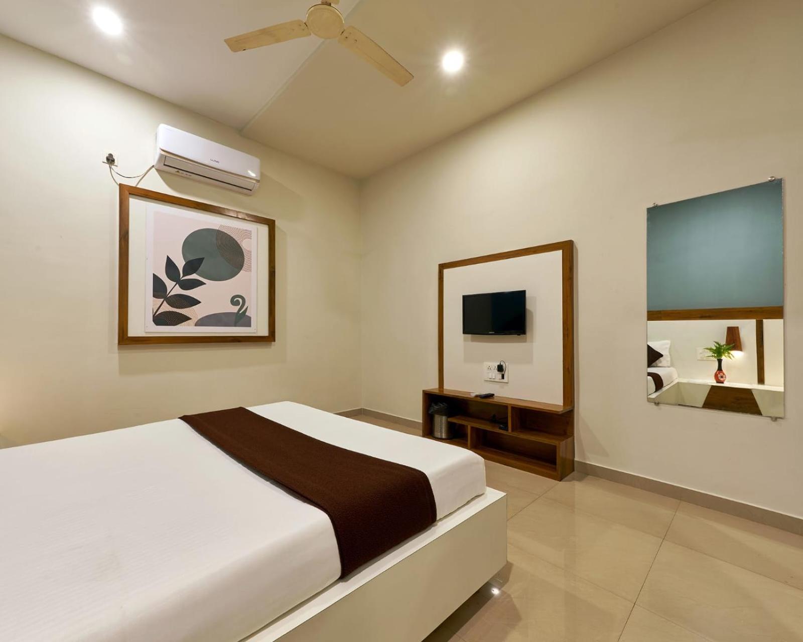 Serenity Resort Panhāla Екстериор снимка