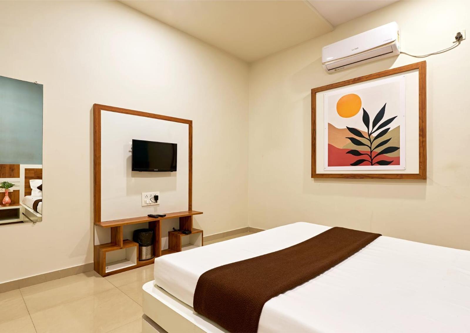 Serenity Resort Panhāla Екстериор снимка