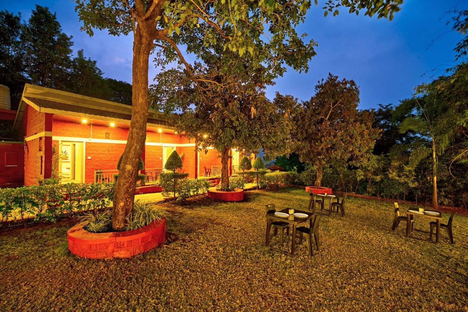 Serenity Resort Panhāla Екстериор снимка