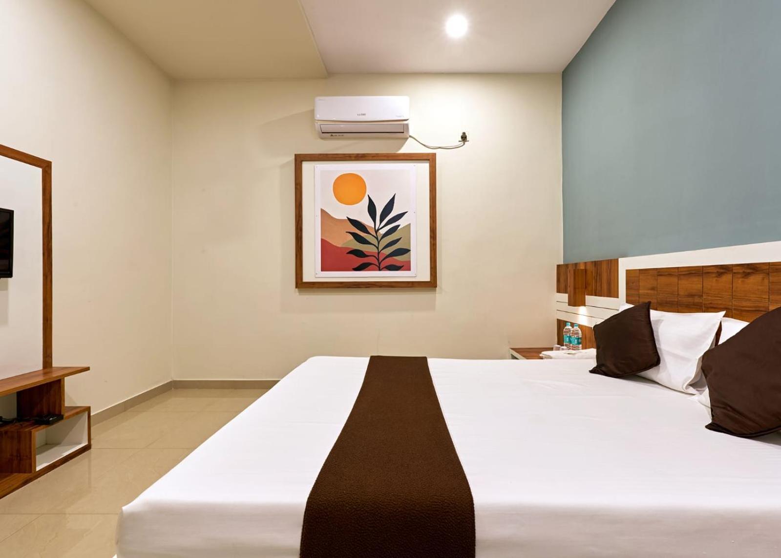 Serenity Resort Panhāla Екстериор снимка